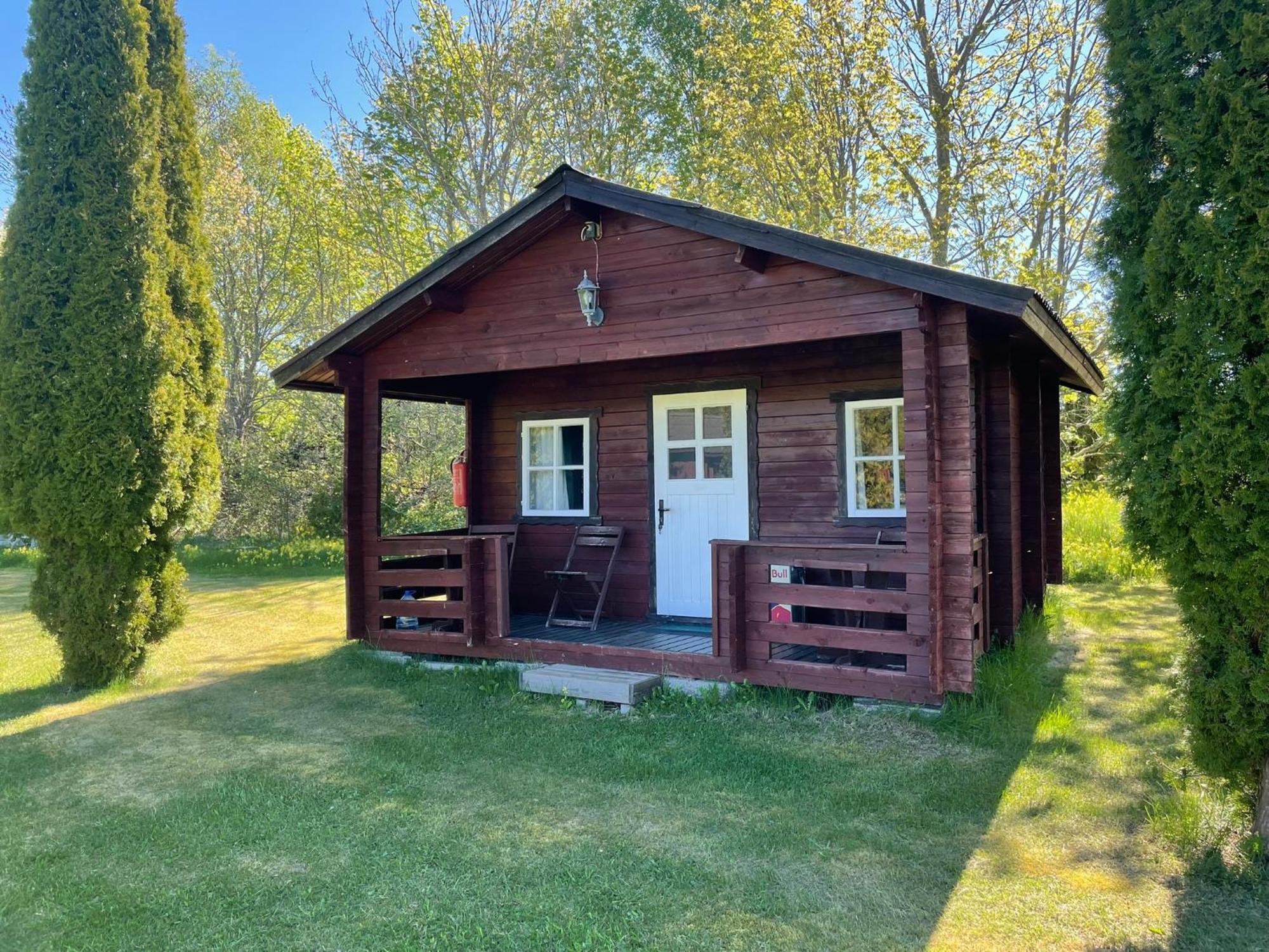 Hostel Emmaste Teemaja Exterior foto